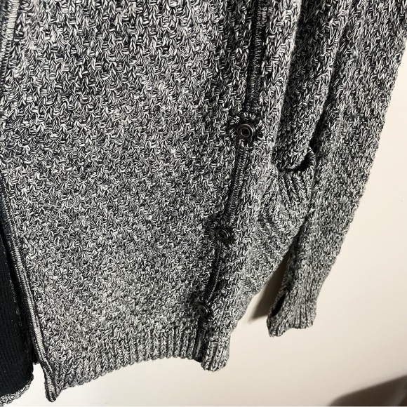 lululemon athletica Gray and Black Cardigan - Picture 9 of 12